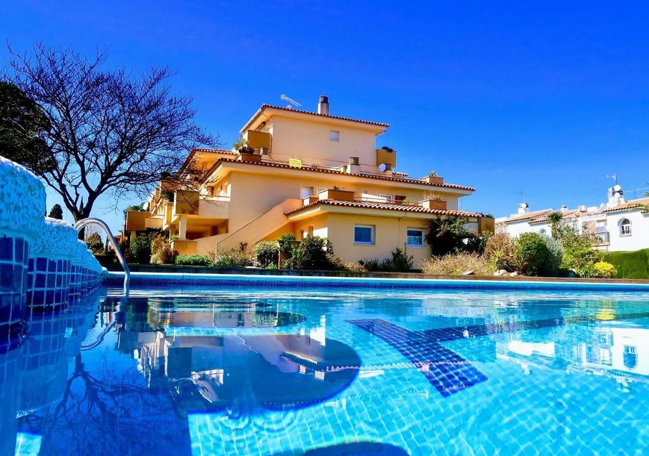 Apartamentos Stil Mar Anna - L'Escala Stil Mar Bagian luar foto