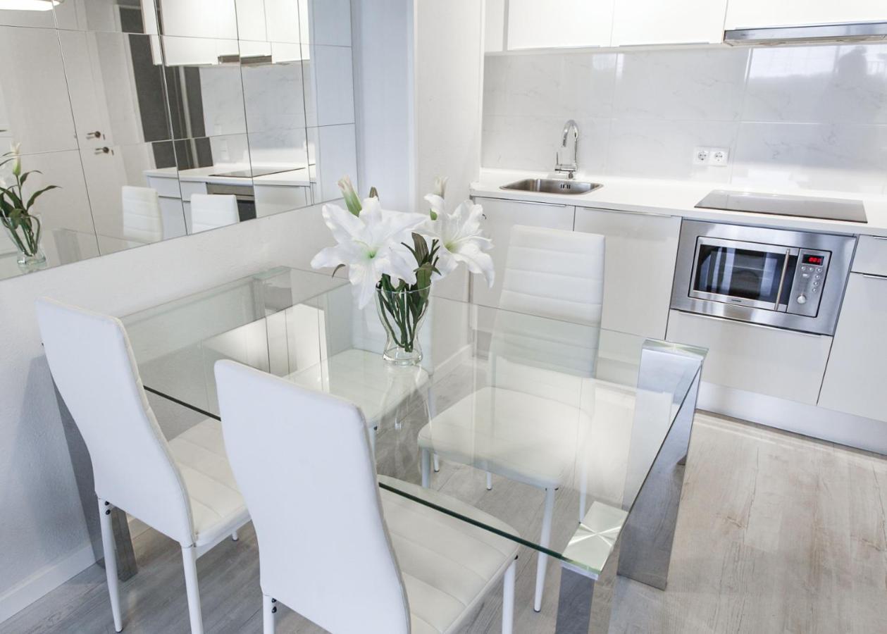 Apartamentos Stil Mar Anna - L'Escala Stil Mar Bagian luar foto