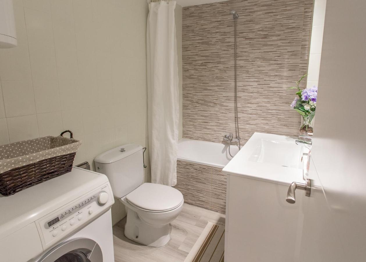 Apartamentos Stil Mar Anna - L'Escala Stil Mar Bagian luar foto