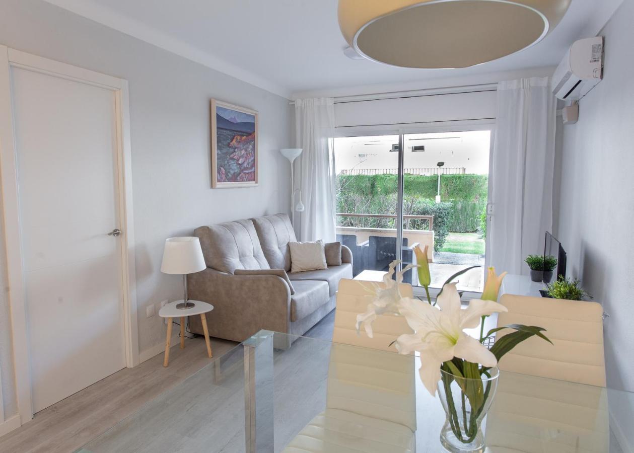 Apartamentos Stil Mar Anna - L'Escala Stil Mar Bagian luar foto