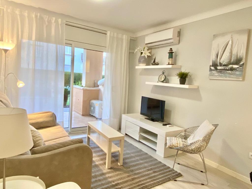 Apartamentos Stil Mar Anna - L'Escala Stil Mar Bagian luar foto