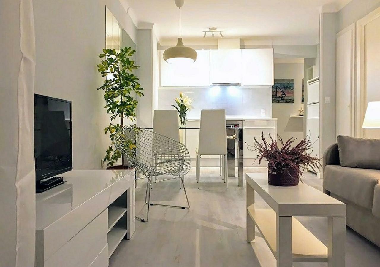 Apartamentos Stil Mar Anna - L'Escala Stil Mar Bagian luar foto